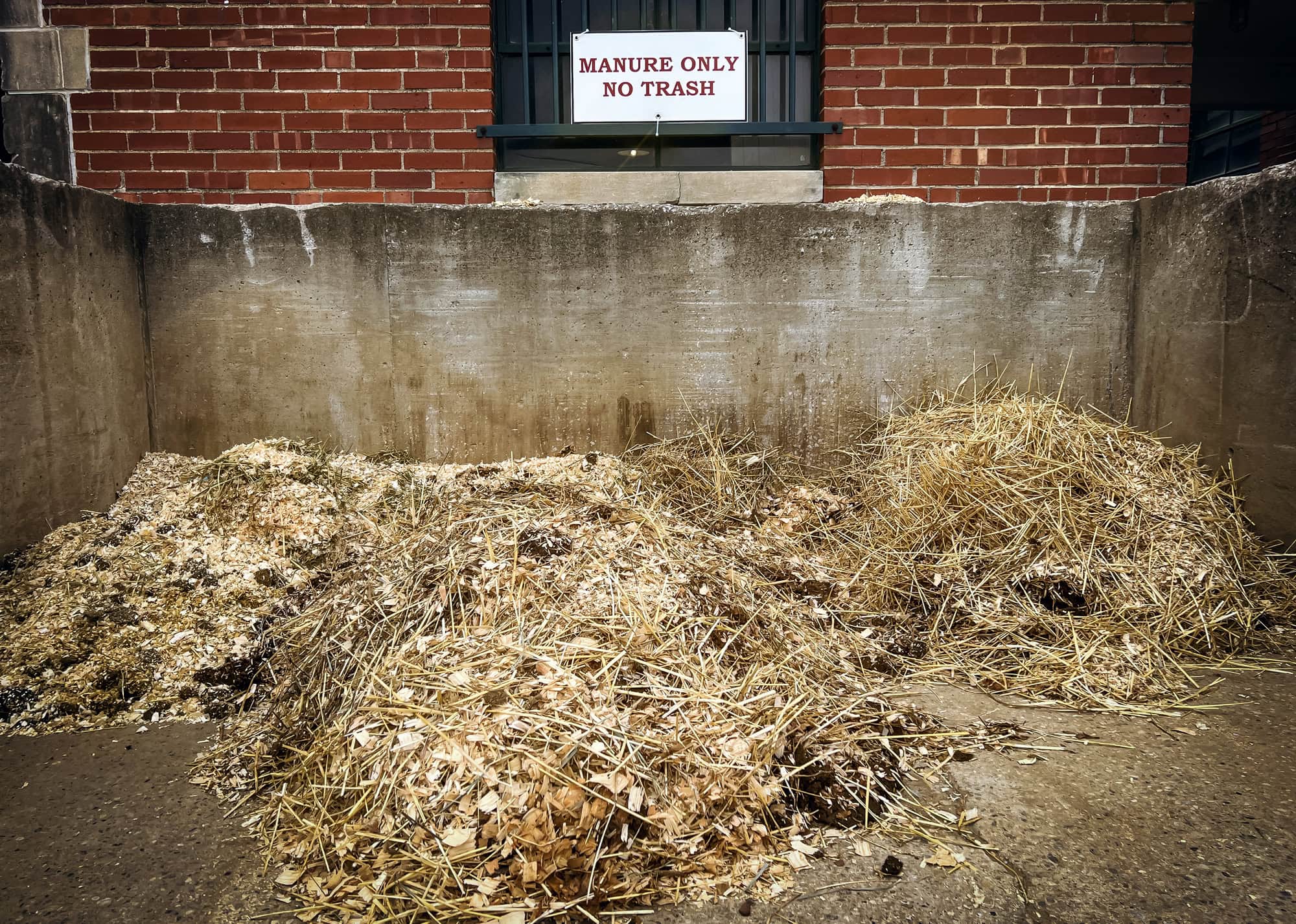 Dry Stack Manure Storage for Horse Farms